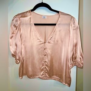 Aritzia Wilfred Bria satin blouse in Pink. New (without tags)